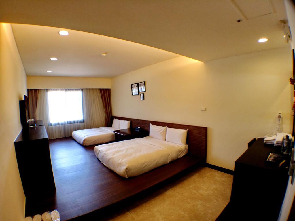 Dozen Park Kenting 墾丁12潛水訓練中心 Bed and Breakfast Kamer foto